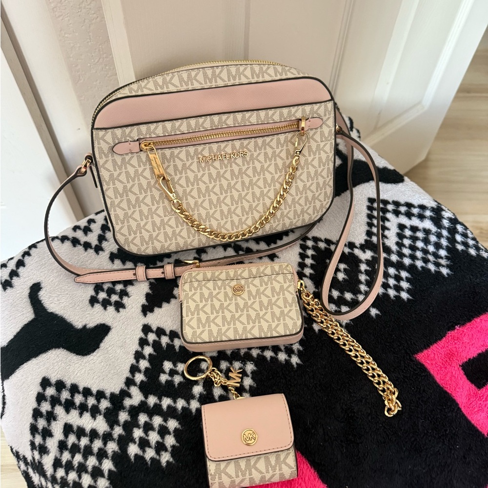 Michael Kors Beige and Pink Crossbody Bag Set